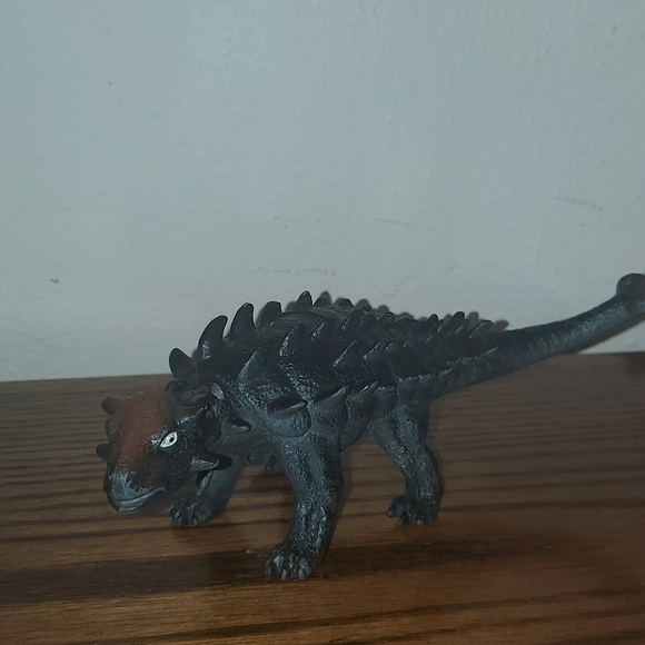 Ankylosaurus Toy Dinosaur Figure - Picture 2 of 6